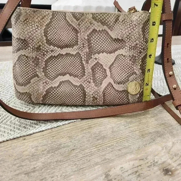 VTG Genuine Vince Camuto Leather Snake skin look. Womens shoulder purse - Picture 8 of 10